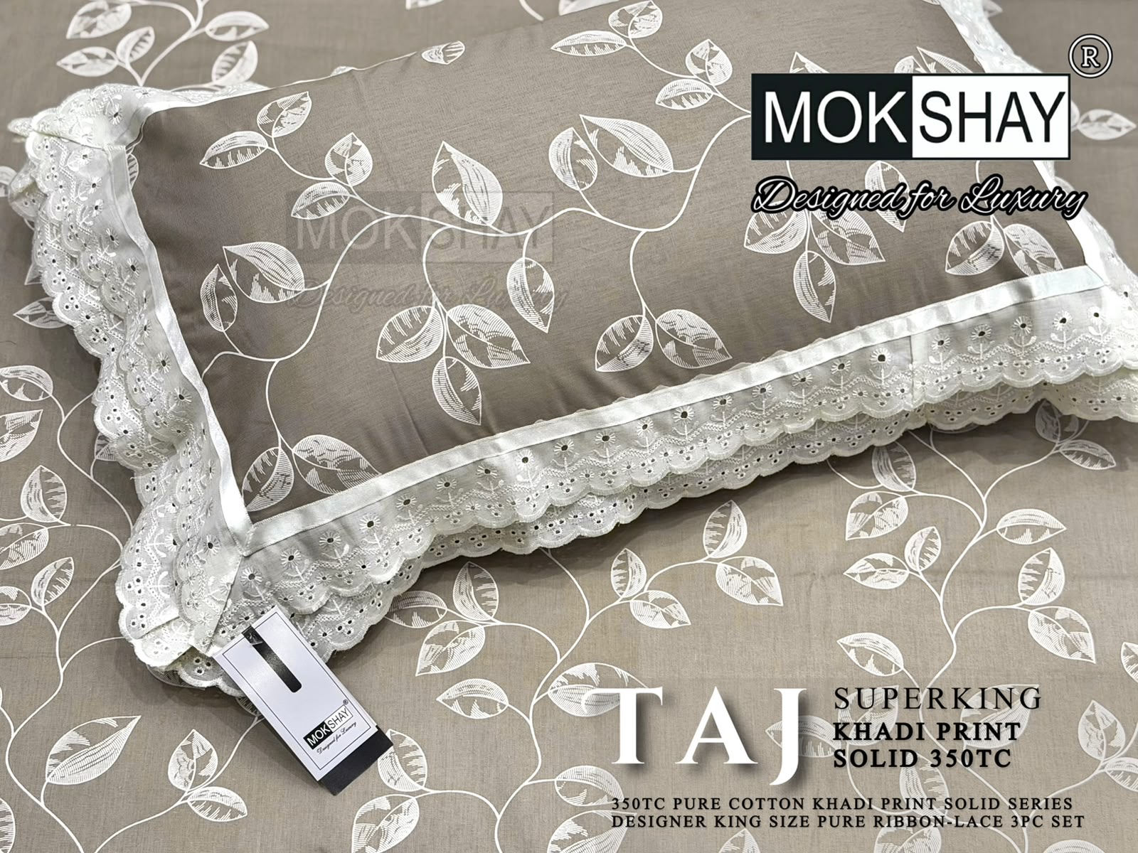 Taj Super King — the pillow covers, borders and packing shown close up.