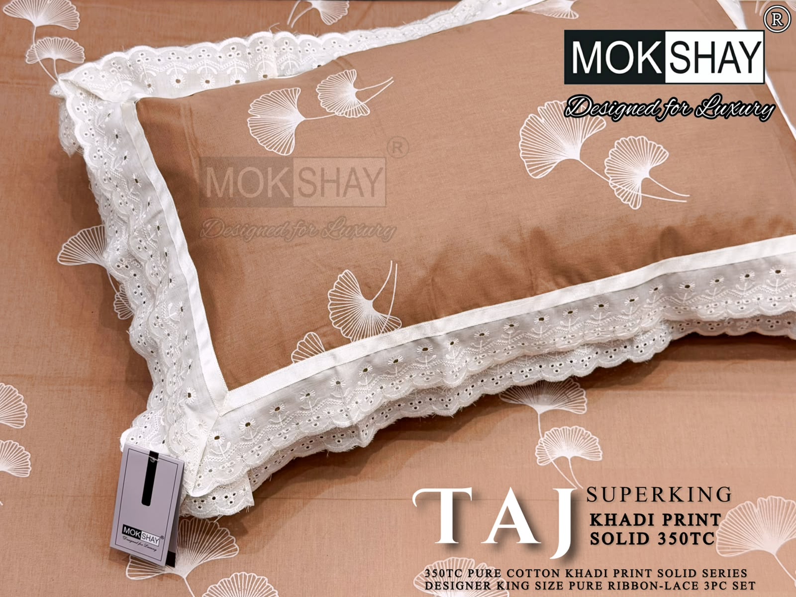 Taj Super King — the pillow covers, borders and packing shown close up.