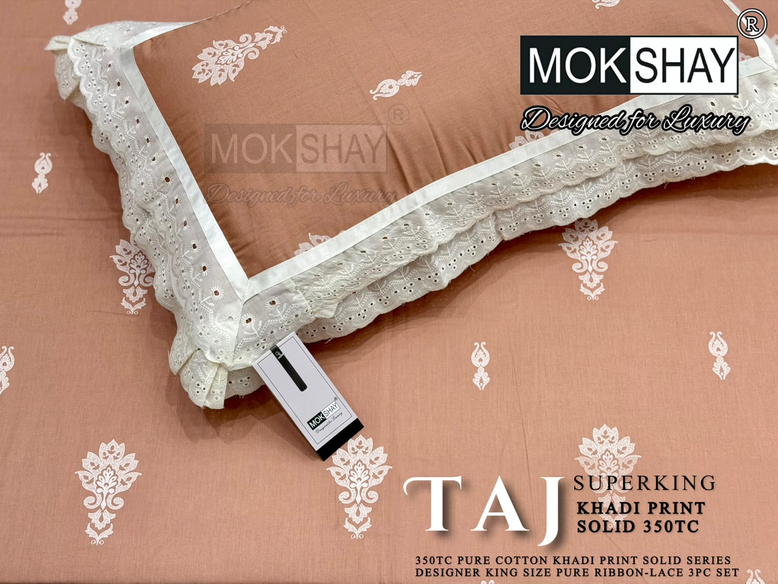 Taj Super King — the pillow covers, borders and packing shown close up.